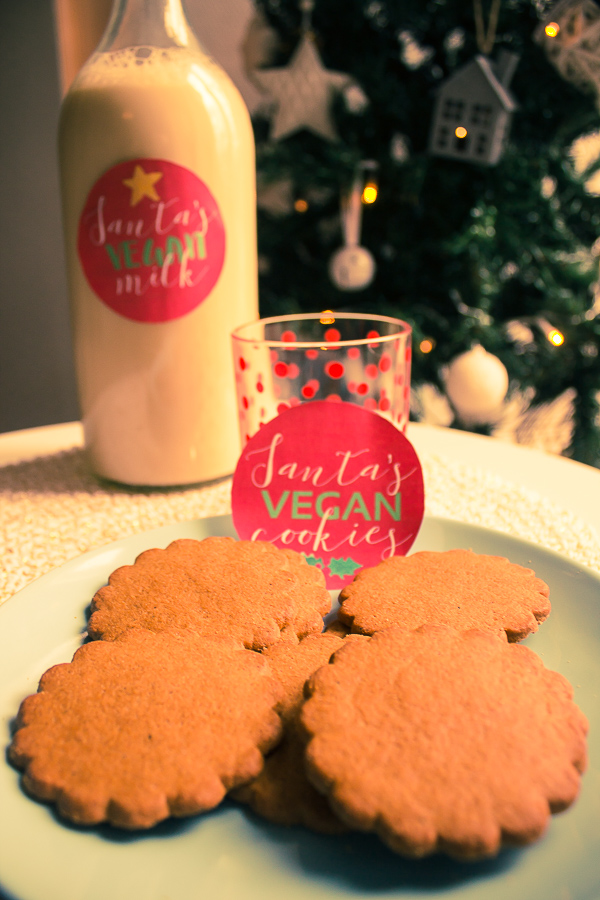 Free printables: Santa's Vegan milk & cookies