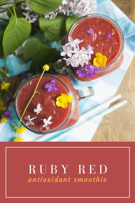 Ruby red antioxidant smoothie