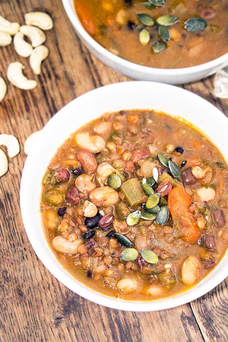 Italian Bean Soup, because winter is not over yet - Seven Roses