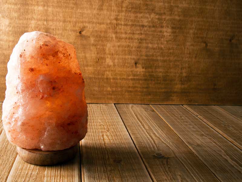 5 amazing benefits of Himalayan Salt Lamps - Seven Roses