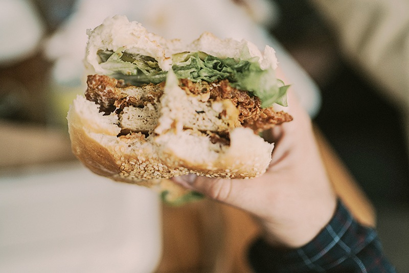 ultimate vegan meat substitutes tempeh burger