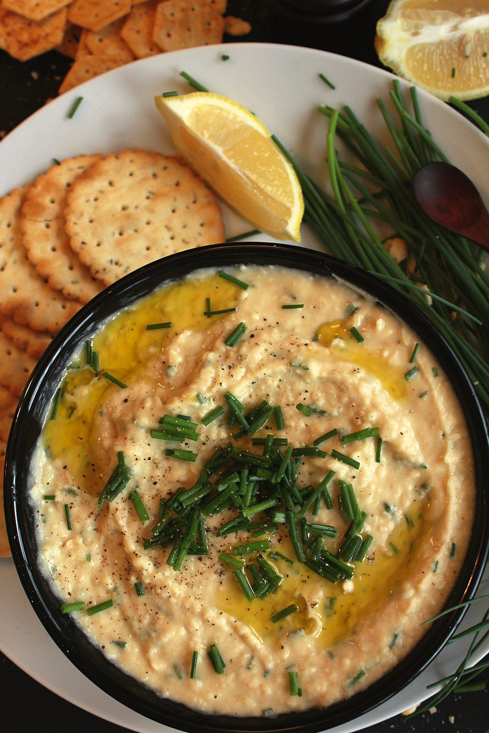 Vegan White Bean and Garlic Dip with Lemon and Chives