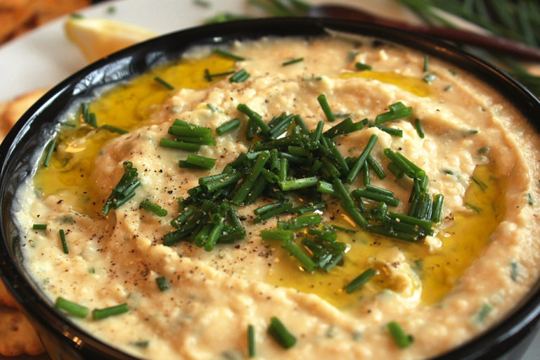 Yummy white bean & garlic dip with lemon and chives Seven Roses