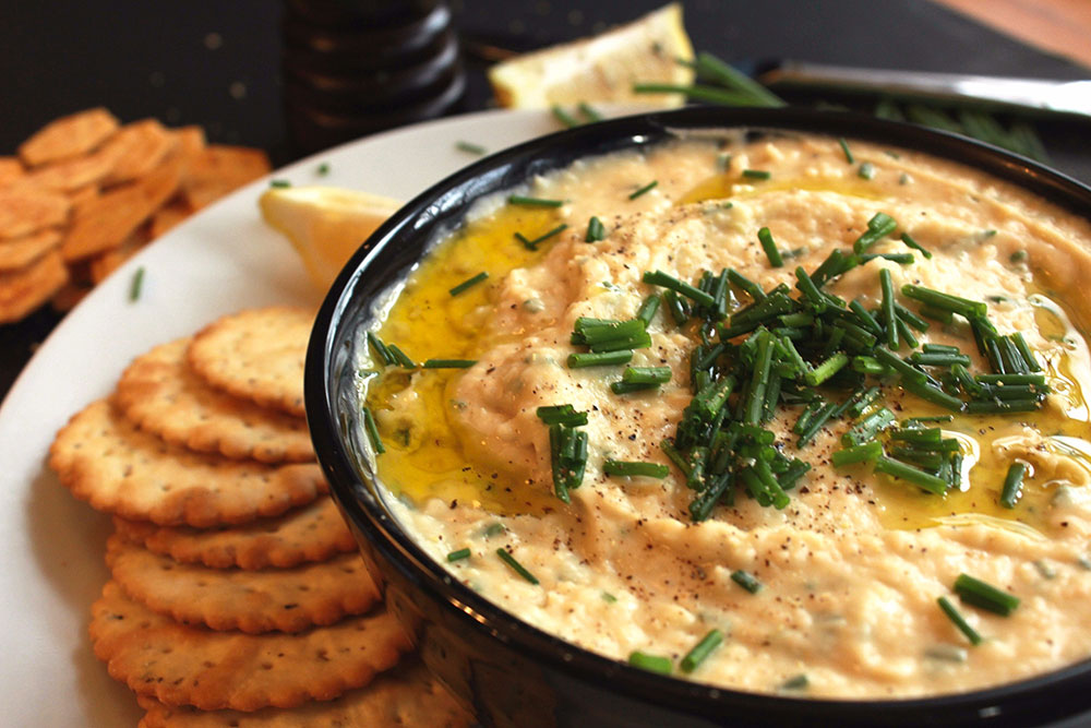 Vegan White Bean and Garlic Dip with Lemon and Chives