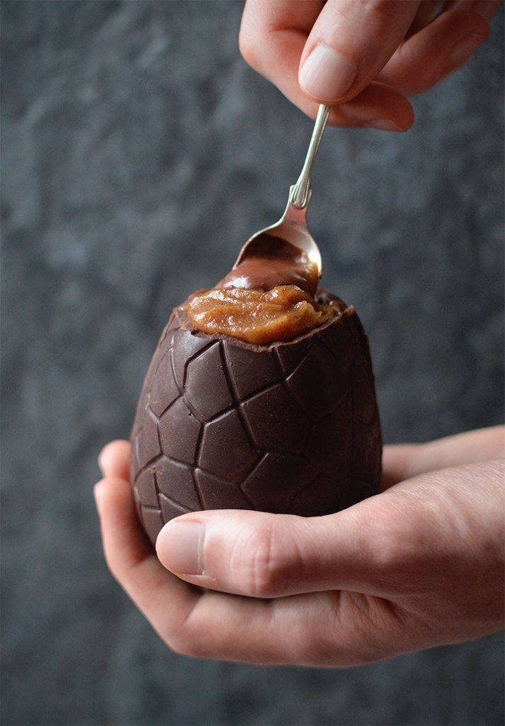 Raw Chocolate Egg filled with caramel and chocolate mousse