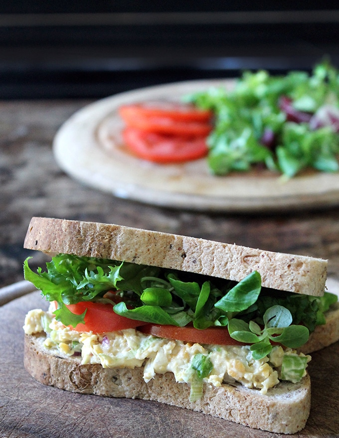 VEGAN TUNA MAYO (TUNA SALAD) SANDWICH