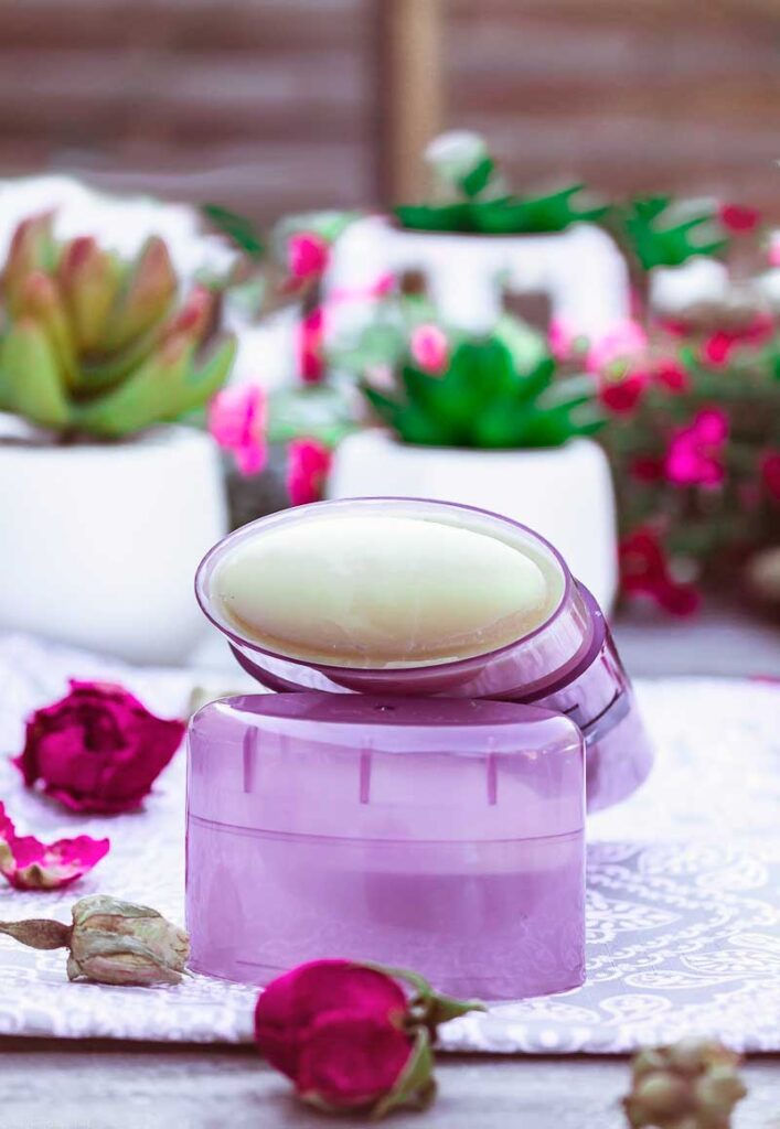 How to make a DIY Vegan Natural Deodorant Seven Roses