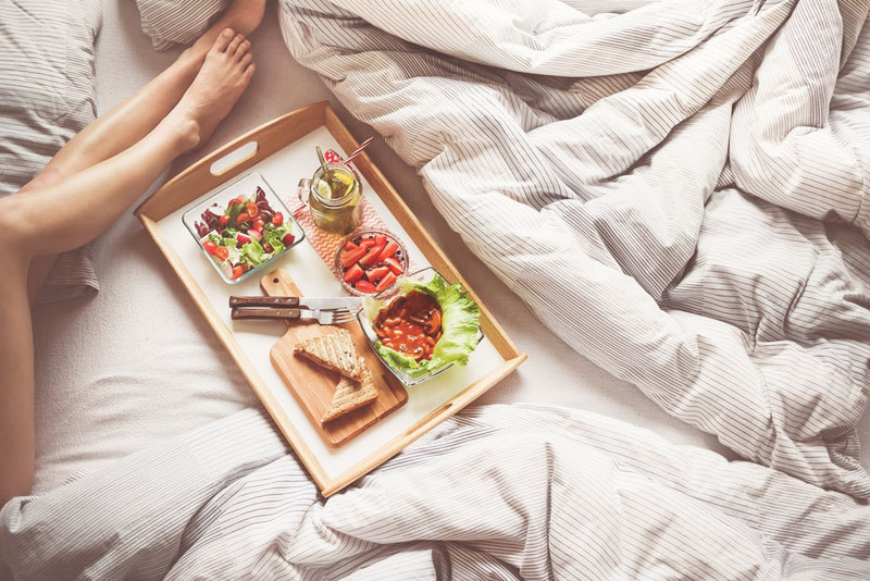 How to sleep better at night: Vegan diet and digestion