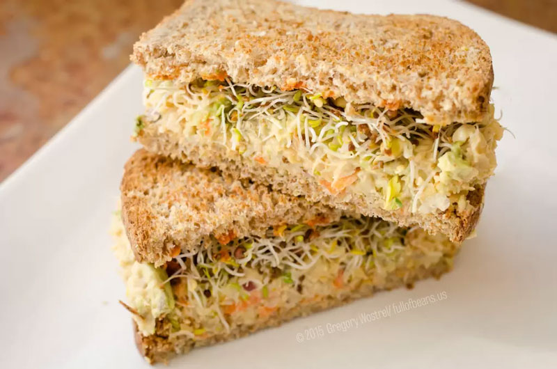 Better than Tuna: Vegan Tuna Salad sandwich 