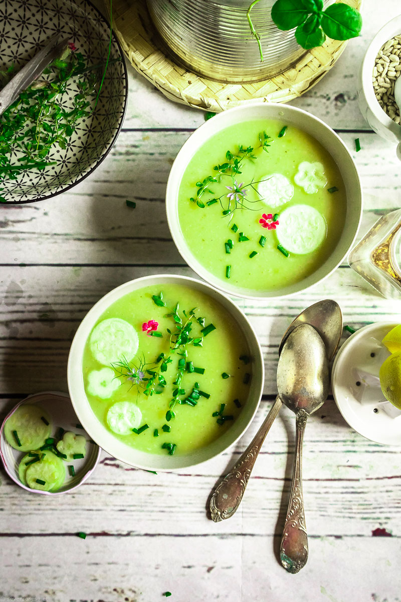 This cream of zucchini soup is also ideal to take with you for lunch at work or school